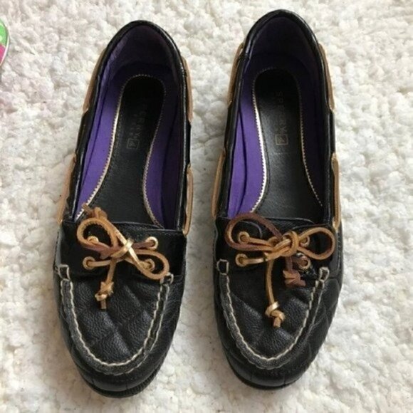Sperry: Audrey Black/Gold Quilted  Loafers Sz 6.5 - Picture 2 of 8